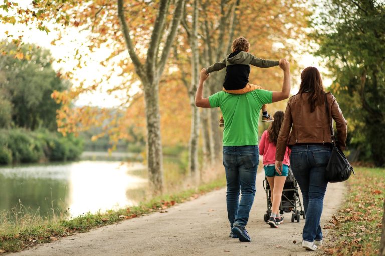 Canal du Midi à pied en famille