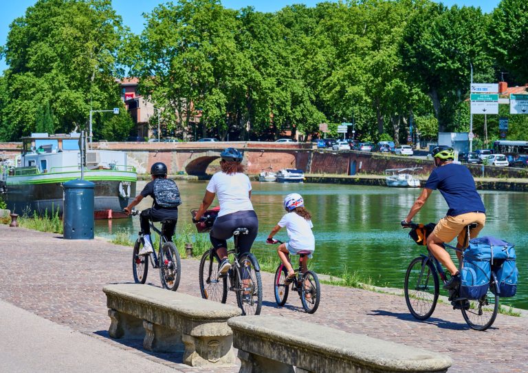 Canal du Midi à Toulouse en vélo