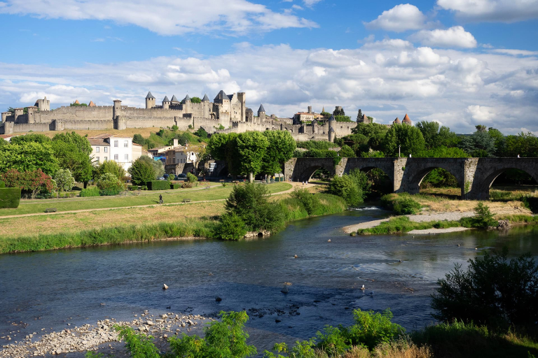 Cité de Carcassonne, ville étape du canal du Midi
