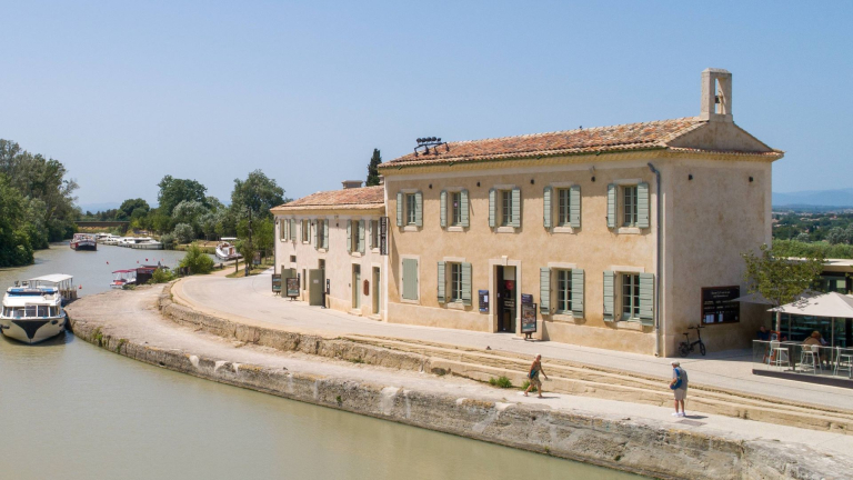 Office de tourisme à Béziers aux écluses de Fonserannes