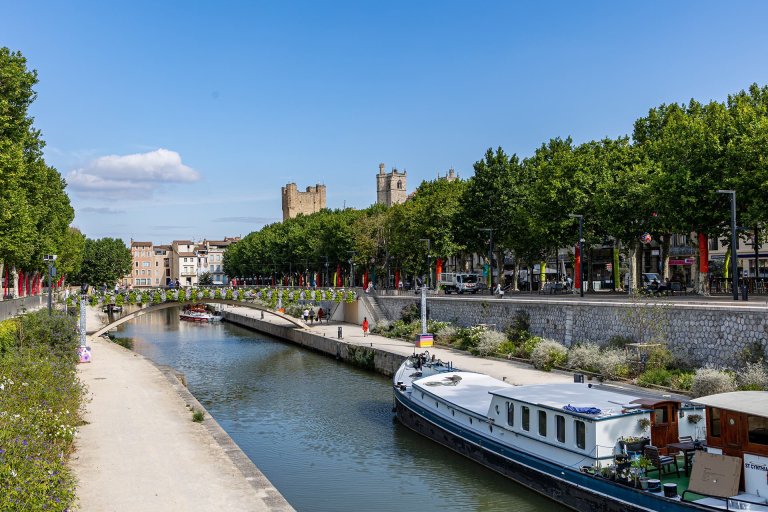 Canal de Robine et cathédrale de Narbonne